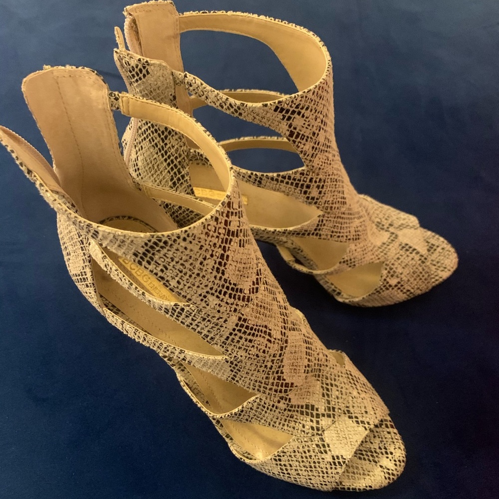 BCBGeneration ~3 1/2 inch High Heels